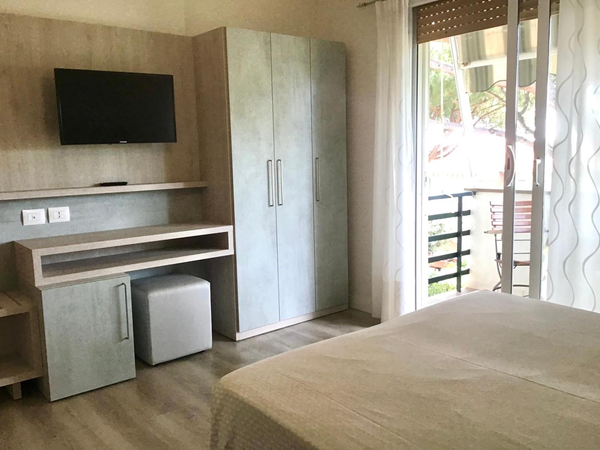 La Coccinella Residence Сан Винченцо Екстериор снимка