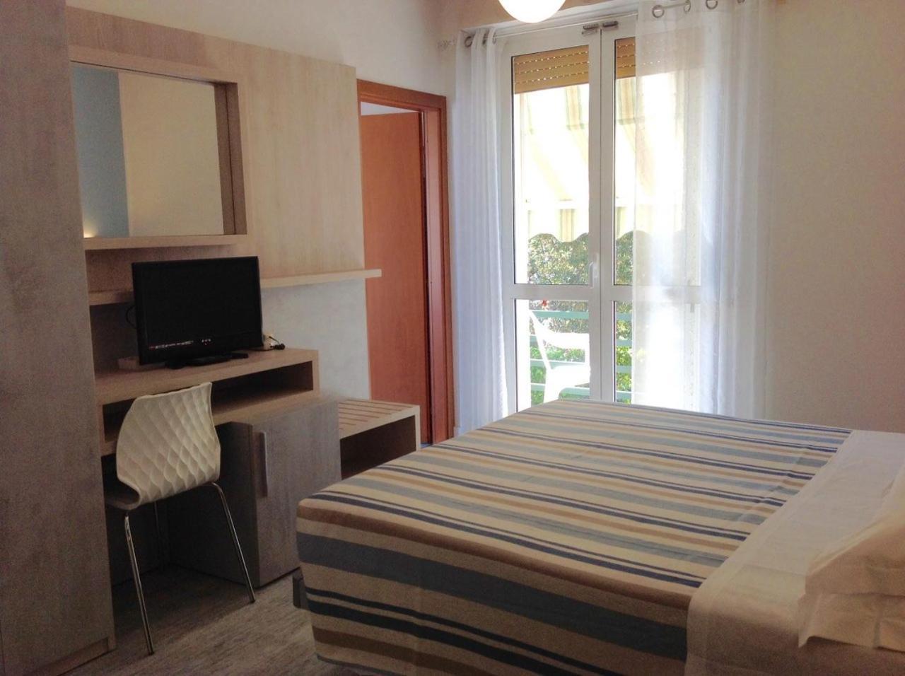 La Coccinella Residence Сан Винченцо Екстериор снимка